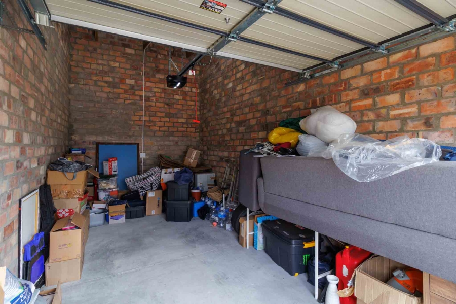 To Let 2 Bedroom Property for Rent in Zonnendal Western Cape